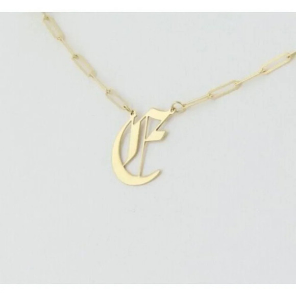 14k Yellow Gold Letter E Gothic Cursive E Necklace 18" Chain - Picture 1 of 9